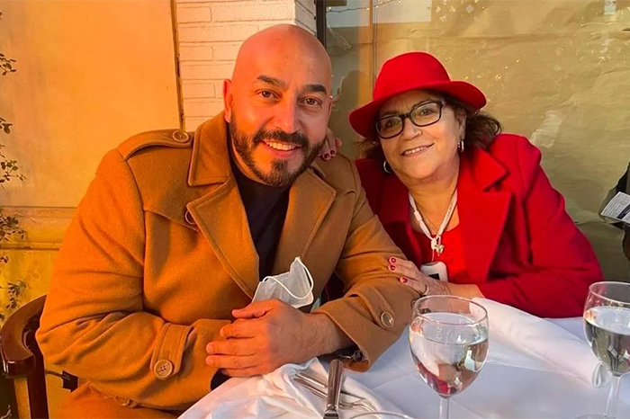 Hospitalizan en California a doña Rosa Saavedra, madre de Jenni y Lupillo Rivera