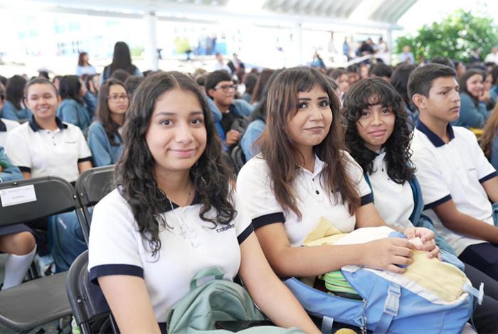 Hoy, último día para registrarse en la Universidad Rosario Castellanos