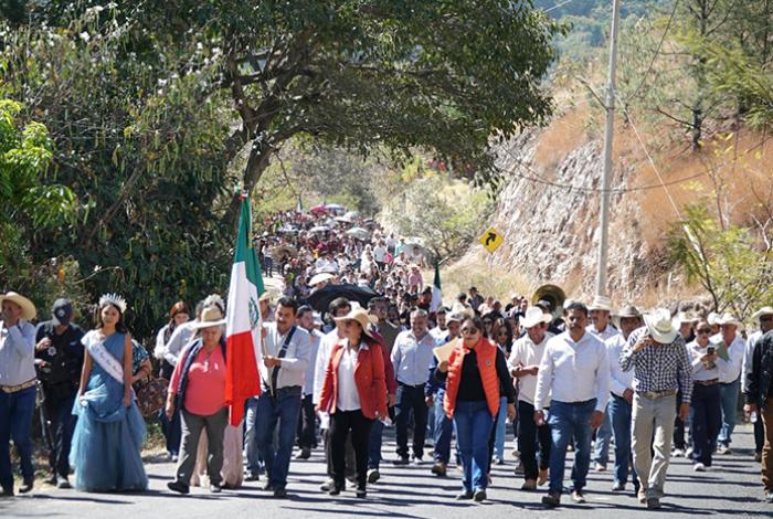 Hoy vivimos un momento que quedará grabado en la historia de Charo: Gabriel Molinero