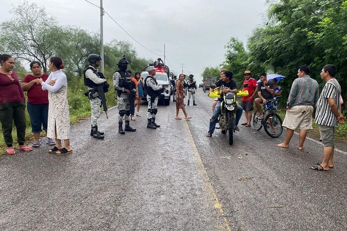 Huetamo: Habilitan albergues y atienden a familias afectadas por lluvias