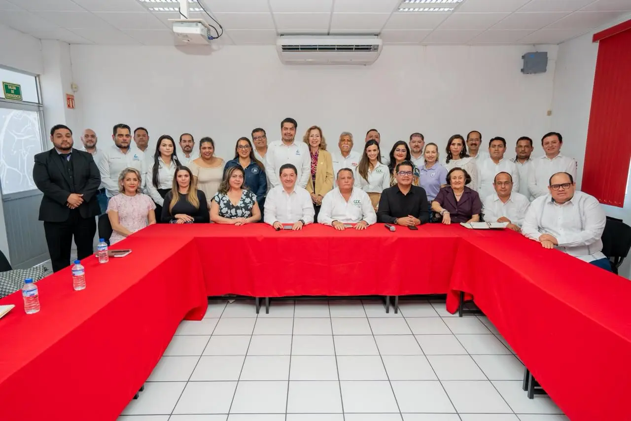 Hugo Gama comparte con sector productivo de Lázaro Cárdenas avances en el sistema de justicia penal oral