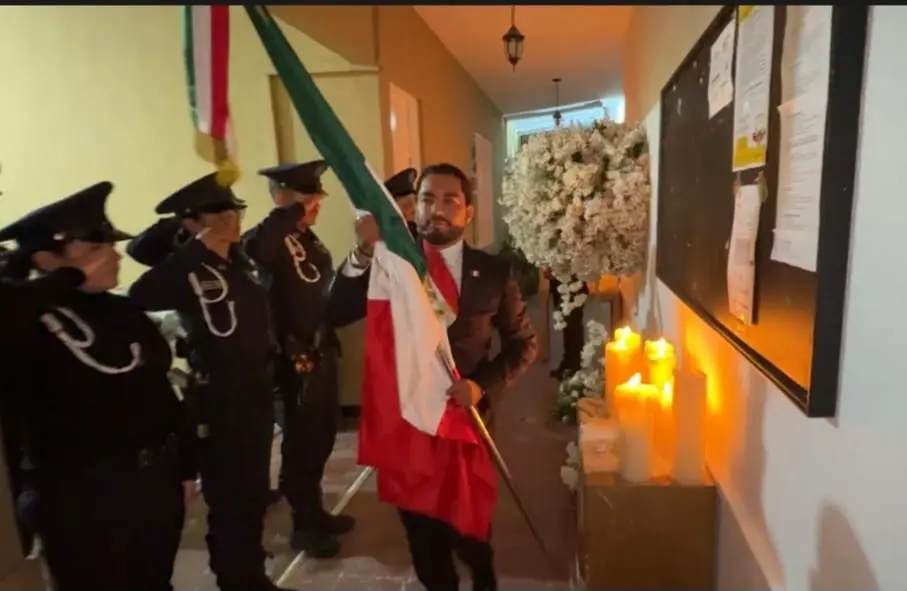 Humberto Jiménez encabezó la Ceremonia del Grito de Independencia en Los Reyes