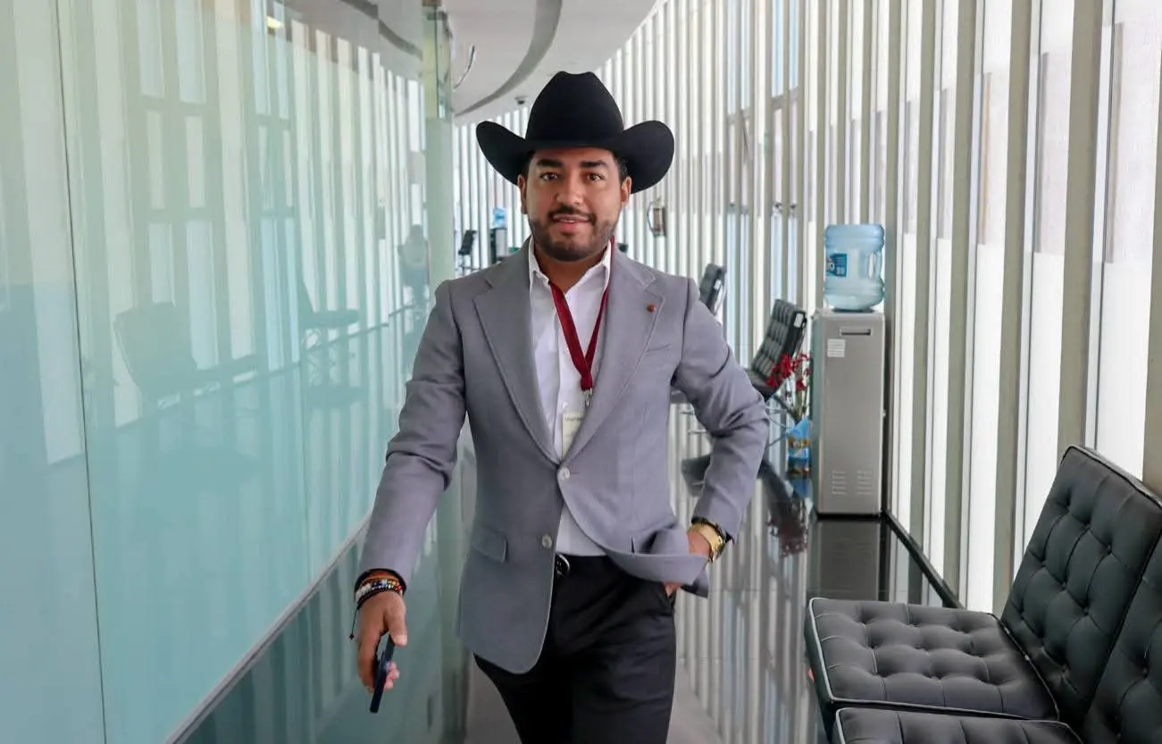 Humberto Jiménez gestiona recursos en el Senado y ante dependencias federales para obras en Los Reyes