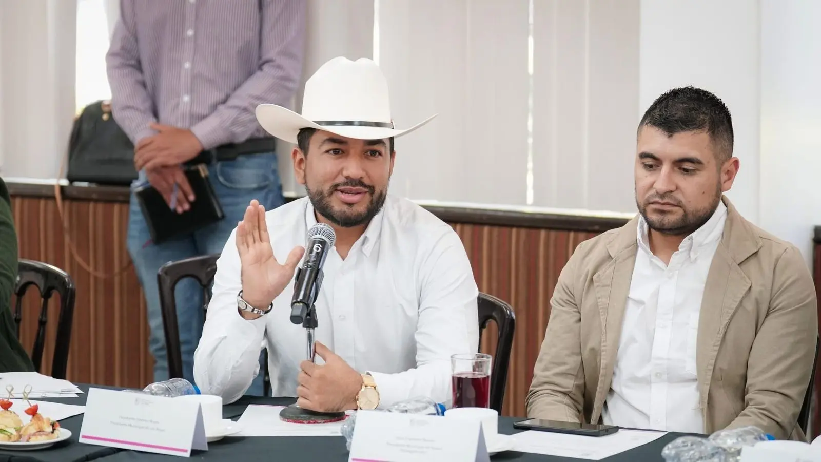 Humberto Jiménez impulsa proyectos de infraestructura y agua potable para Los Reyes