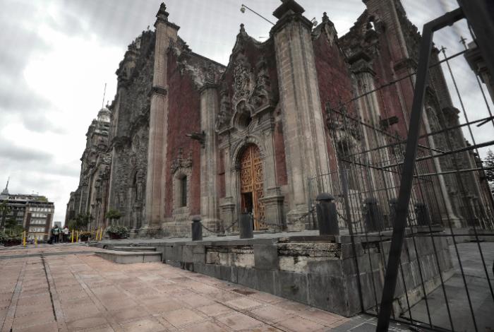 Hundimiento de 10 a 30 centímetros anuales obligará a “desplazamientos forzados” en la CdMx, alertan científicos