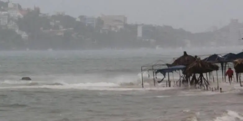Huracán Flossie no dejo afectaciones, declara Bedolla