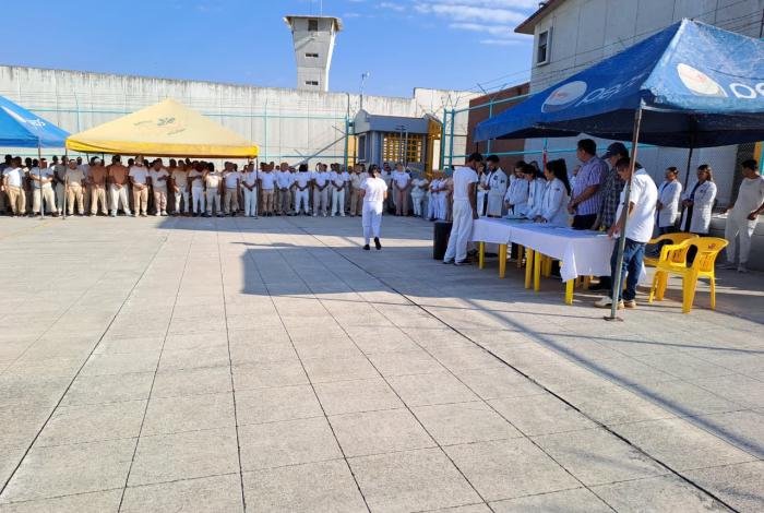 Icatmi dota de un oficio a 239 personas en proceso de reinserción en Apatzingán