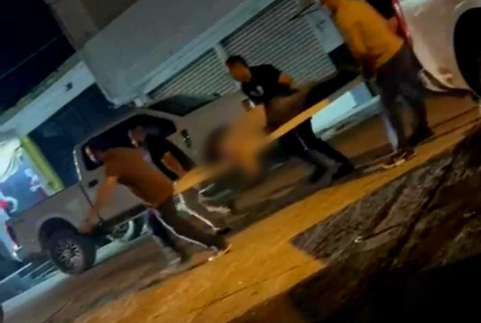 #Imágenes | Identifican a los dos asesinados en la feria de Tepalcatepec; a la mujer le sobreviven tres hijos menores