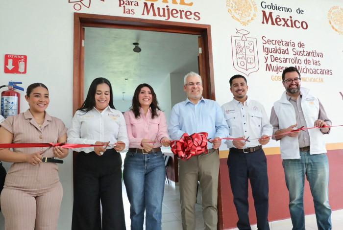 Inaugura Bedolla Centro LIBRE para las mujeres en Yurécuaro