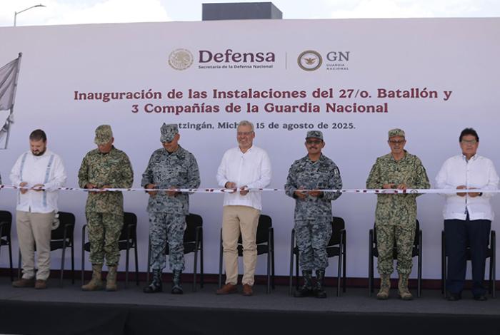 Inaugura Bedolla cuartel regional de la Guardia Nacional en Apatzingán