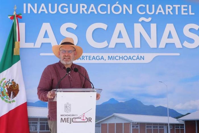 Inaugura Bedolla cuartel de la Guardia Civil en Arteaga; dará más seguridad a la autopista Siglo XXI