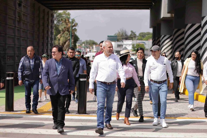 Inaugura Bedolla obras en bajopuente Paso Morelos