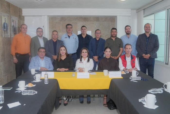 Industria de la vivienda se suma a la visión de desarrollo de Gladyz Butanda