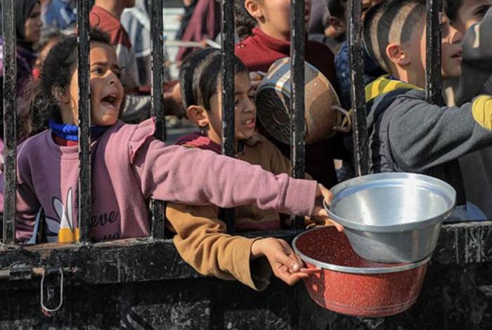 Informe EAT-Lancet propone dieta que permitiría alimentar a millones sin rebasar límites