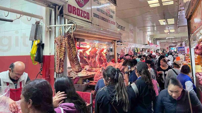 Inician las compras de último momento para la cena de Navidad