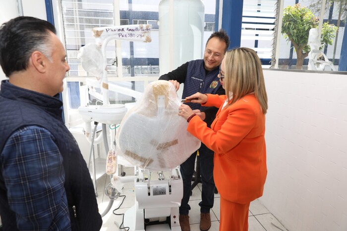 Instaladas las nuevas unidades dentales de la Facultad de Odontología, atención gratuita