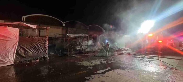 Instruye Alfonso Martínez a apoyar a comerciantes afectados por incendio en Mercado Independencia