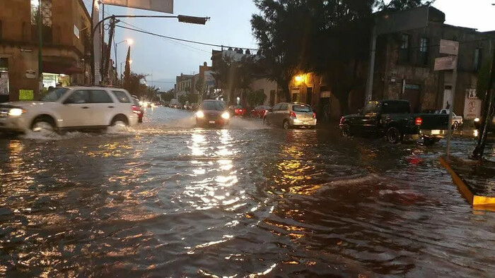 Inundaciones en Morelia son para OOAPAS pequeños encharcamientos