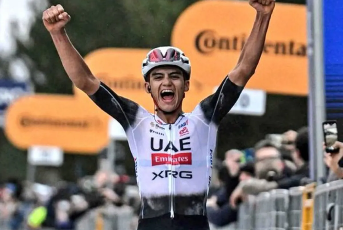 Isaac del Toro brilla en Austria y se acerca al liderato