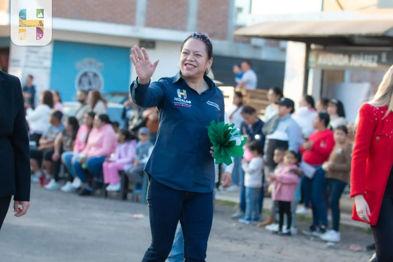 Jeovana Alcántar encabezó la caravana e inauguró la Feria Regional de Todos los Santos Hidalgo 2025 “Tradición, Sabor y Alegría”