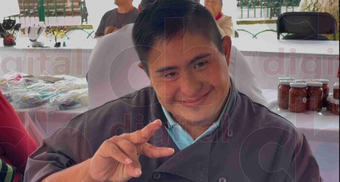 José Javier un joven moreliano que llega a los corazones a través de su sazón