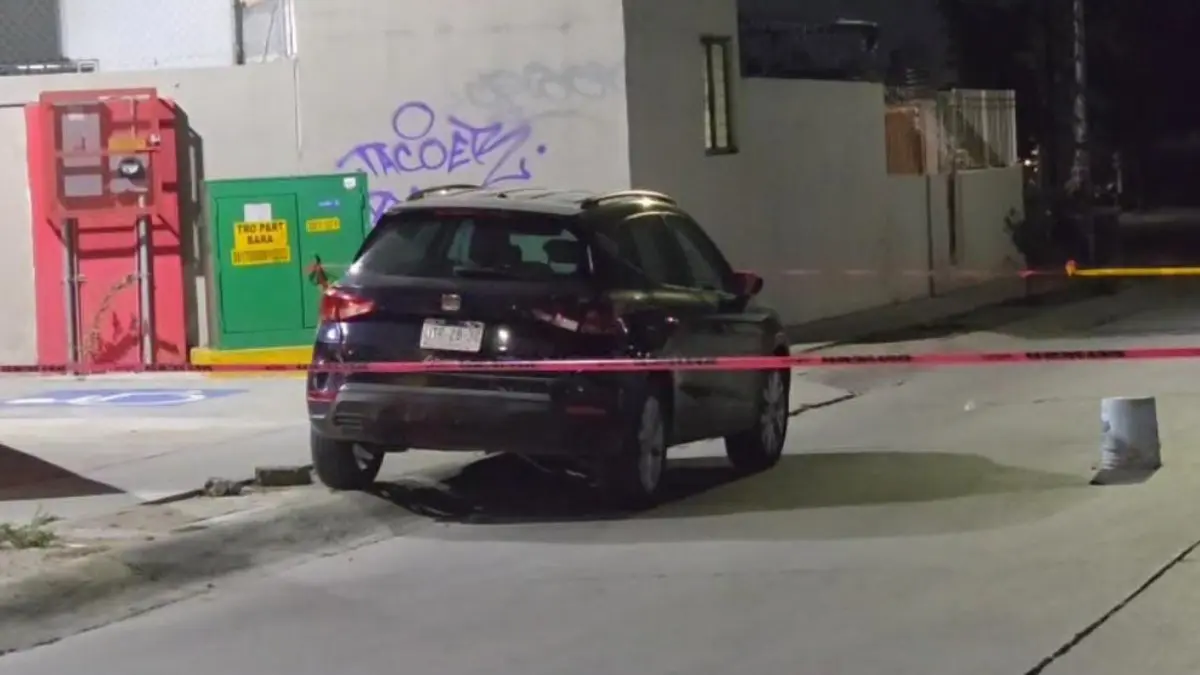 Joven de 19 años es herida tras evitar el robo de su auto