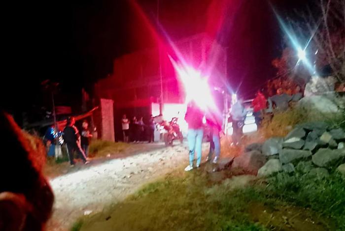 Joven es baleado por pistoleros en la colonia Ricardo Flores Magón de Uruapan
