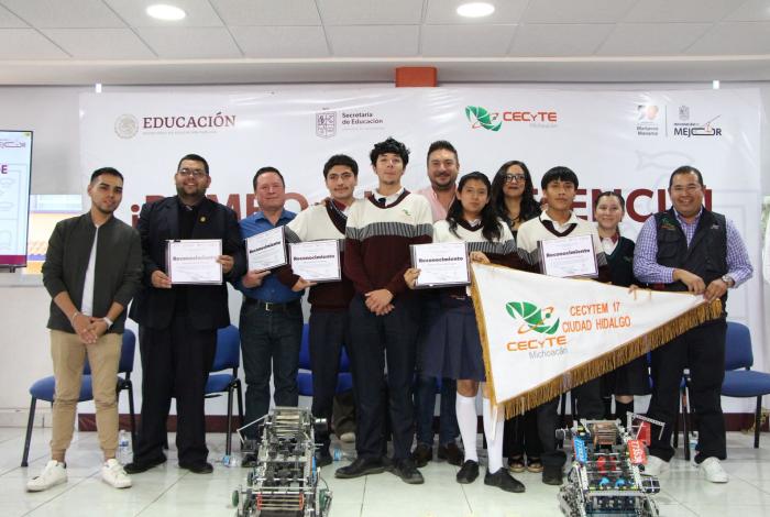 Jóvenes del Cecytem llevarán su talento al Mundial de Robótica en EE.UU.