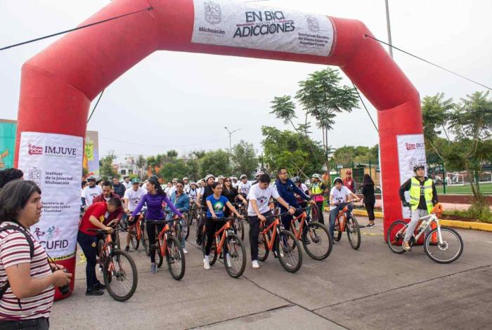 Jóvenes michoacanos corren contra las adicciones: Ijumich