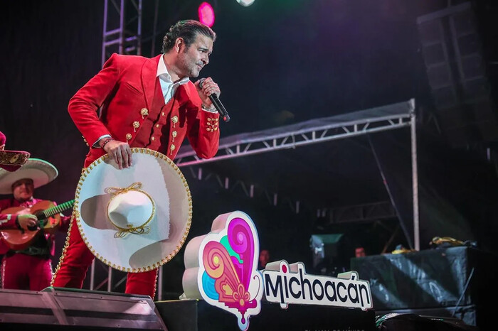 Juan Gabriel y Martín Urieta, michoacanos que recordó Pablo Montero en el Festival Michoacán de Origen