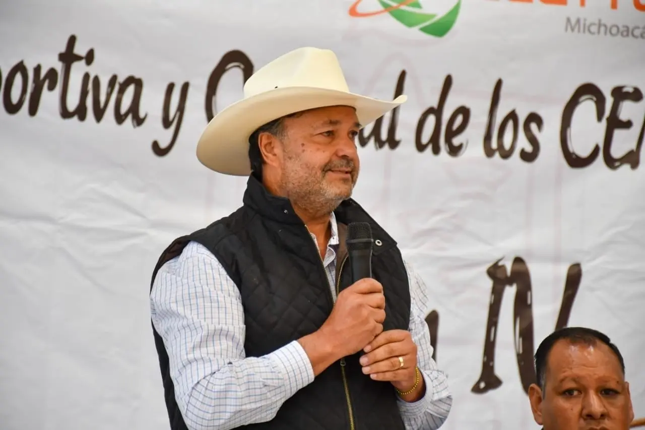 Julio Arreola impulsa espacios de convivencia, paz y desarrollo para la juventud