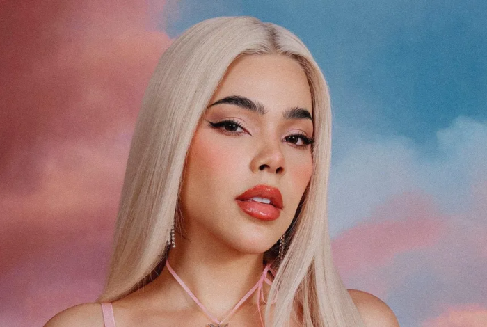 Kenia Os considera dejar la música por la actuación