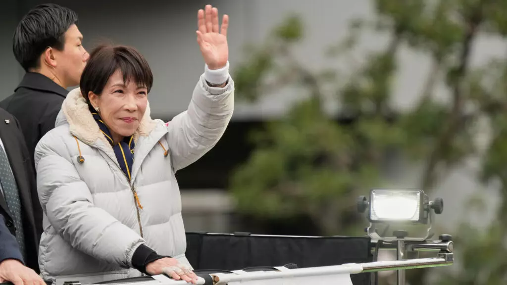 La coalición de la primera ministra Takiachi gana contundentemente las elecciones de Japón