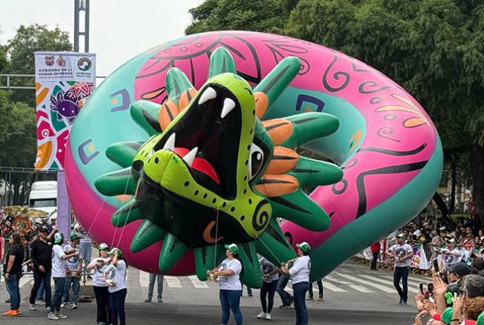 La fiesta continúa en Ciudad de México con un desfile mundialista multitudinario