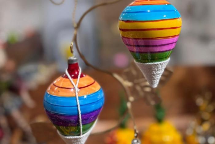 La magia de la Navidad se vive en Tlalpujahua con la Feria de la Esfera: Sectur