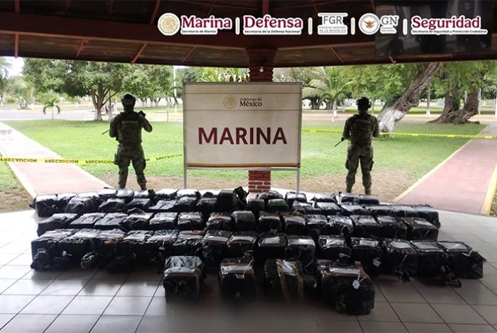 La Marina asegura 1.28 de cocaína frente a las costas de Michoacán, un golpe de más de 300 millones de pesos al narco