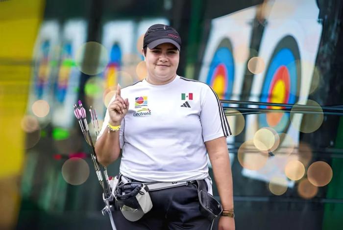 La mexicana Andrea Becerra es campeona mundial de tiro con arco en Mundial de Gwanju 2025