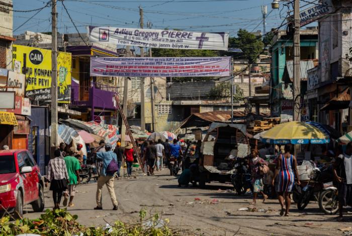 La ONU renueva el mandato de su oficina en Haití en medio de la violencia y crisis política