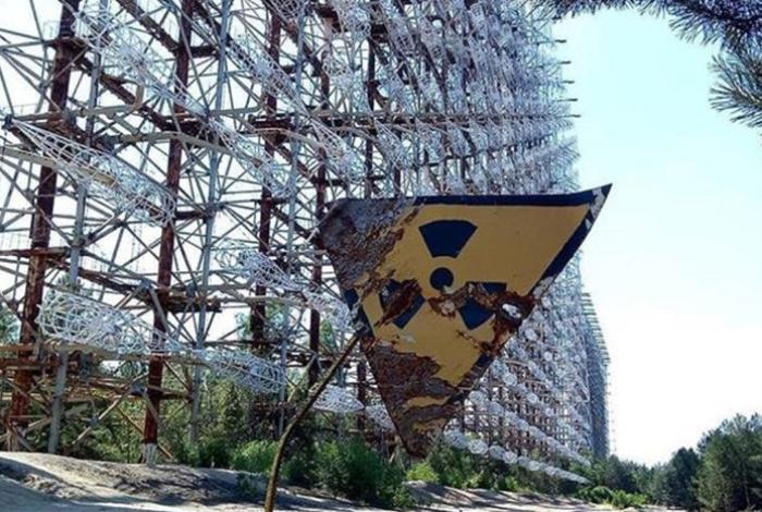 La UE advierte sobre ataques rusos a instalaciones nucleares en aniversario Chernóbil