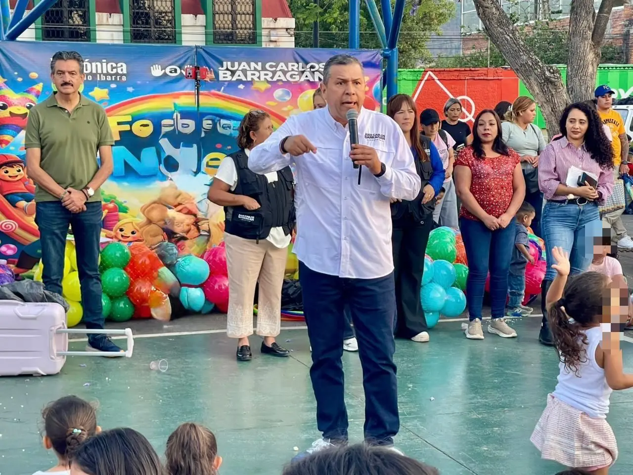 La unidad se construye, no se se decreta: JC Barragán