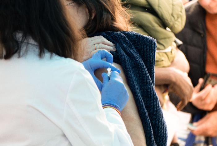 La vacuna contra la gripe podría reducir gravedad de infecciones bacterianas secundarias