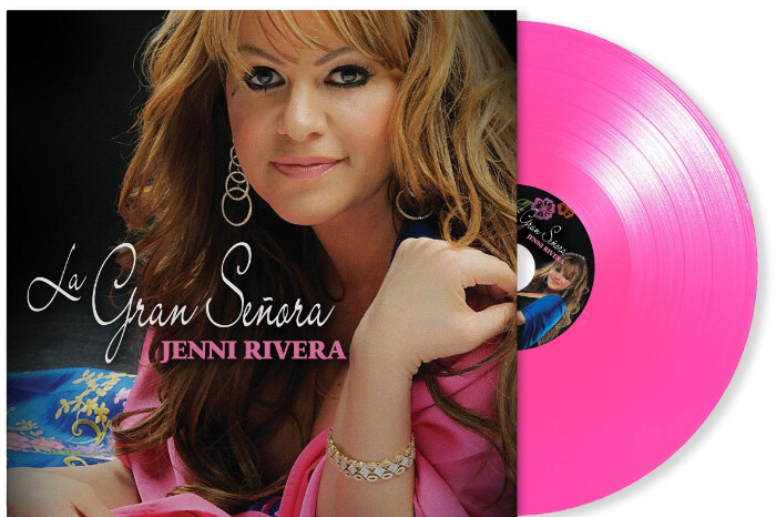 Lanzan una versión vinilo rosa del álbum “La Gran Señora” de Jenni Rivera