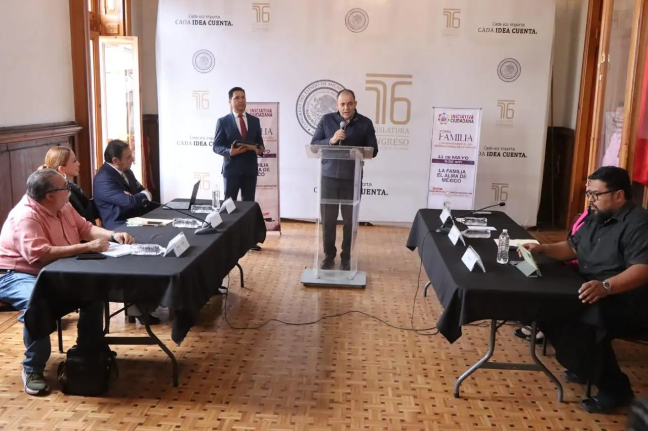 Las mejores iniciativas nacen del contacto directo con la realidad que viven las familias: Baltazar Gaona