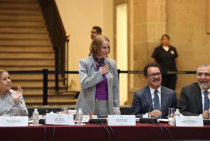 Laura Itzel Castillo promete liderear el Senado con imparcialidad