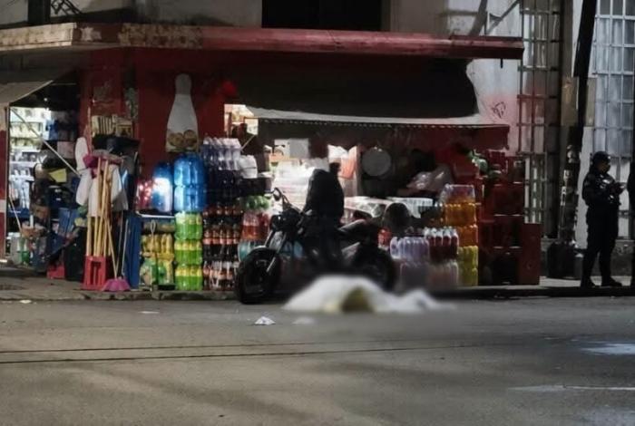 Le quitan la vida a motociclista en Uruapan