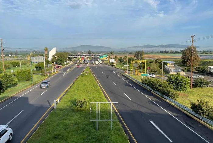 Liberarán vialidades en Michoacán tras diálogo con productores del campo