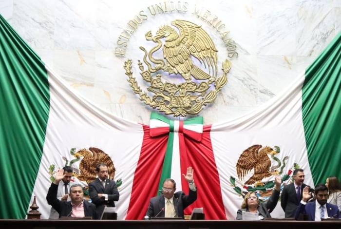 Licencias y tarjetas de circulación podrán presentarse en formato digital
