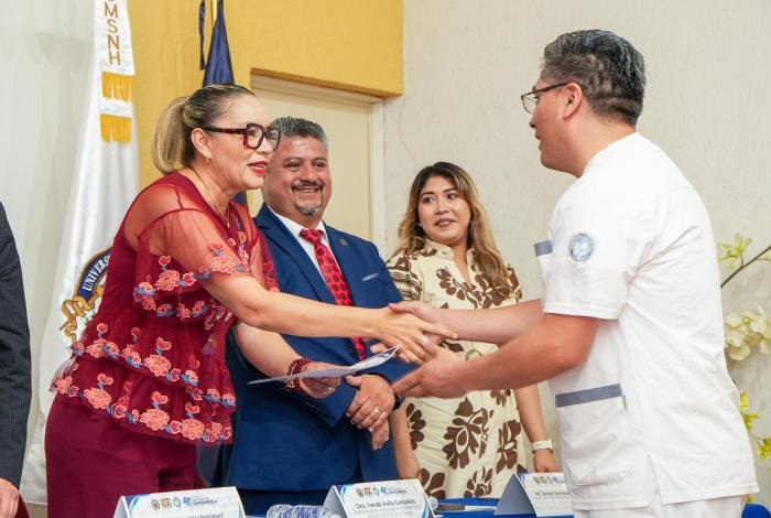 Licenciatura en Enfermería obtiene la Opinión Técnica Académica Favorable de la CIFRHS; Yarabí Ávila destaca este logro