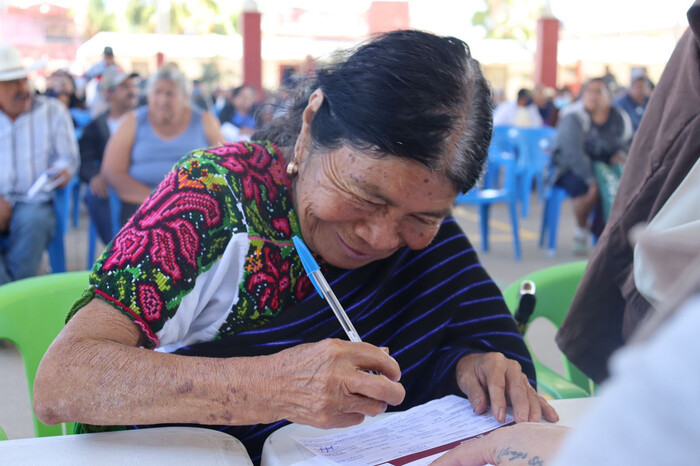 Listas, 48 mil 589 tarjetas para beneficiarios de programas del Bienestar en Michoacán