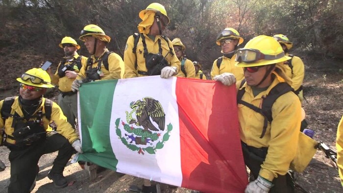 Listos bomberos mexicanos ‘Serpiente Amarilla’ para combatir fuego en California